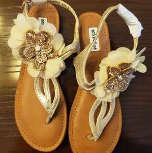 Flower sandals